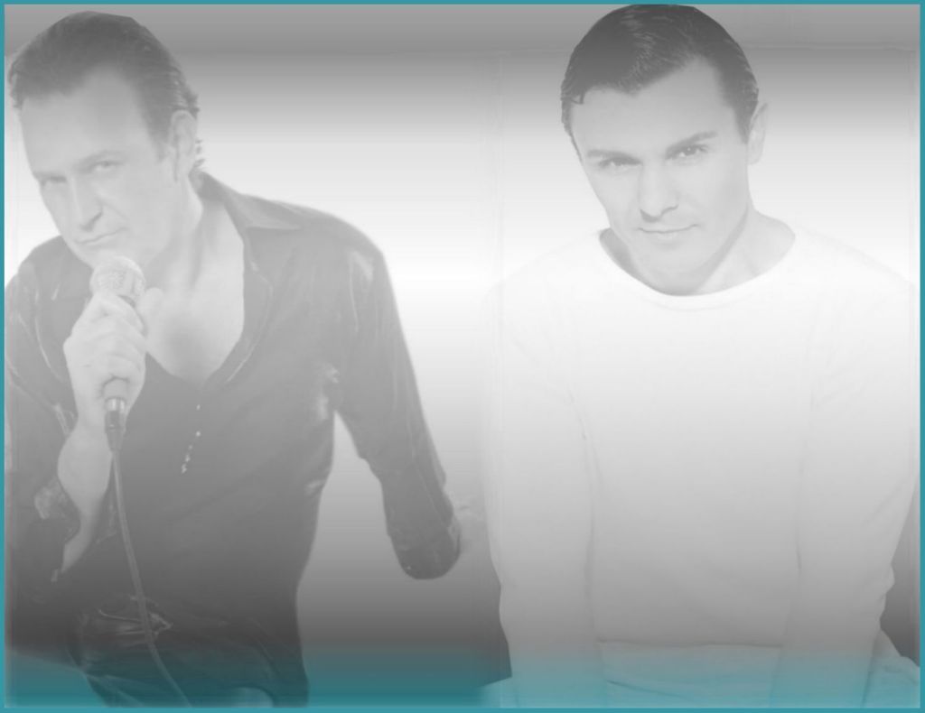 Ryan and Alessandro blend with turq frame - large